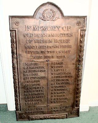 War memorial, Wadham House School, Hale.